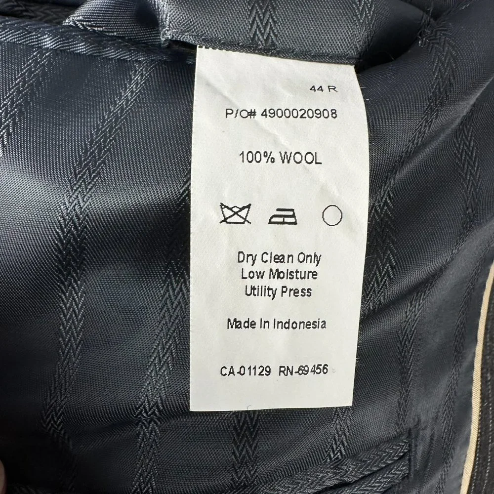 Michael Kors Men's 100% Wool 2 Button Pinstripe Blazer, Size 44R, Gray,‎ NWOT